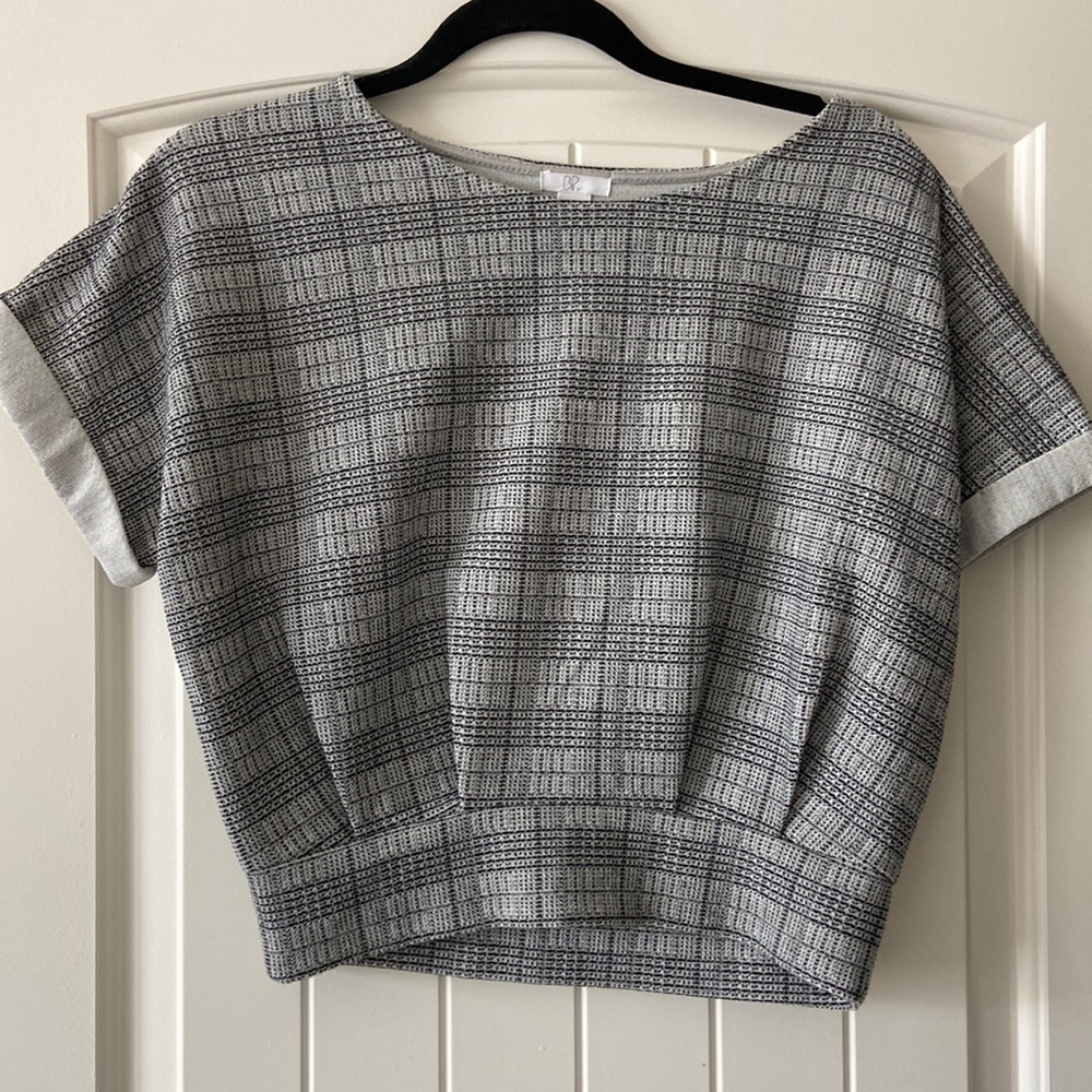 Crop top grey and black plaid top